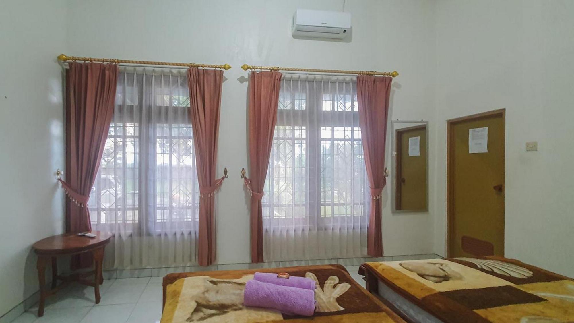 Villa Pakis Residence Banyuwangi Баньюванги Экстерьер фото